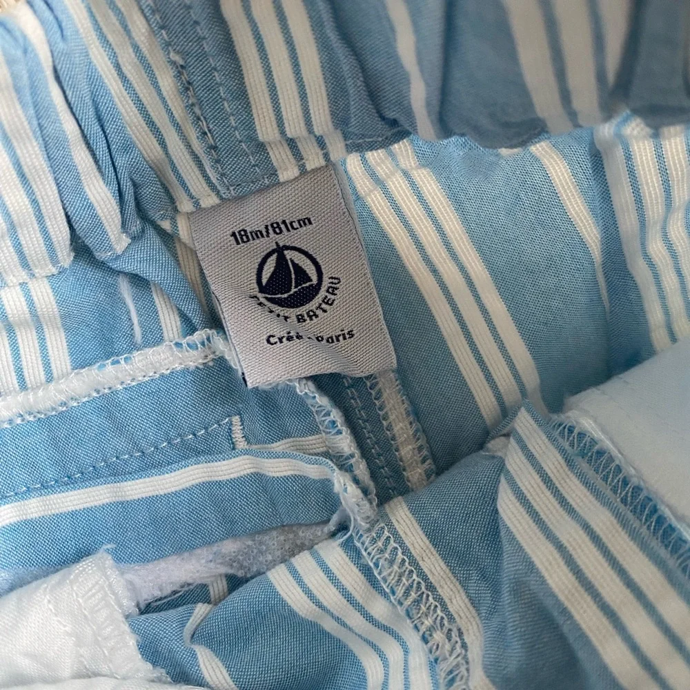 Petit Bateau blue jacquard stripe shorts, sz 18 months - Picture 2 of 3